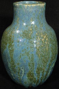 [Iridescent Vessel by Paul J. Katrich, 0189]