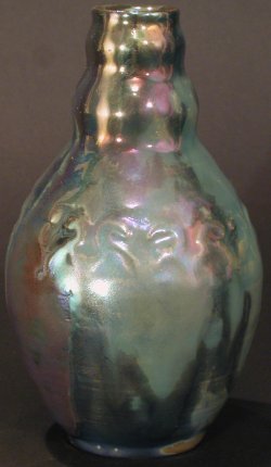 [Iridescent Vessel by Paul J. Katrich (0299)]