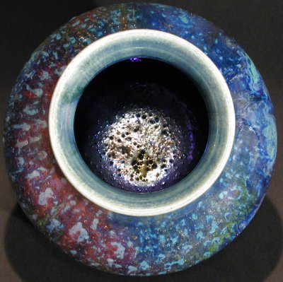 [Iridescent Vessel by Paul J. Katrich (0301)]