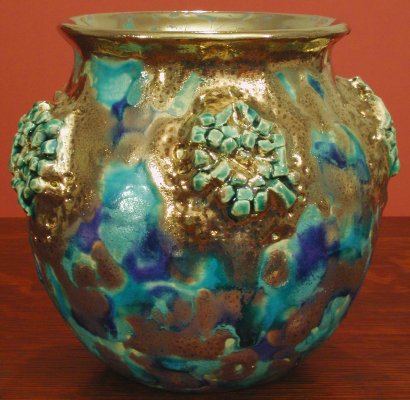 [Iridescent Pottery by Paul J. Katrich (0343)]