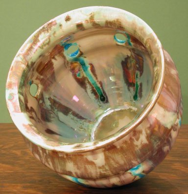 [Iridescent Pottery by Paul J. Katrich (0384)]