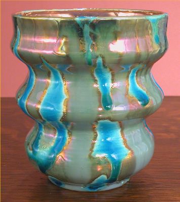 [Iridescent Pottery by Paul J. Katrich (0464)]