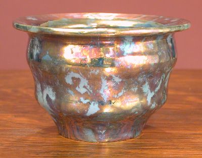 [Iridescent Pottery by Paul J. Katrich, 0635]
