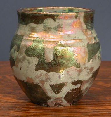 [Iridescent Pottery by Paul J. Katrich, 0642]