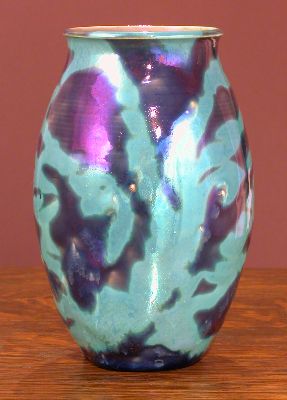 [Iridescent Pottery by Paul J. Katrich, 0658]