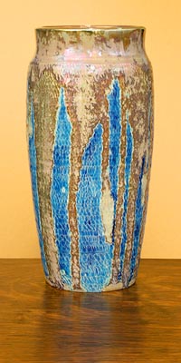 [Iridescent Pottery by Paul J. Katrich (0743)]