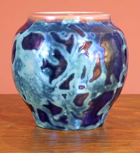 [Iridescent Pottery by Paul J. Katrich (0786)]