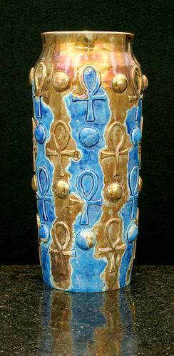 [Iridescent Pottery by Paul J. Katrich (0811)]
