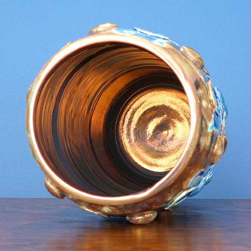 [Iridescent Pottery by Paul J. Katrich (0811)]