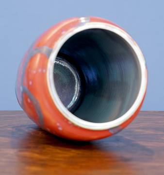 [Iridescent Pottery by Paul J. Katrich (0846)]