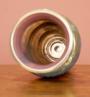 [Iridescent Pottery by Paul J. Katrich (0850)]