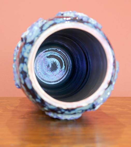 [Iridescent Pottery by Paul J. Katrich (0867)]