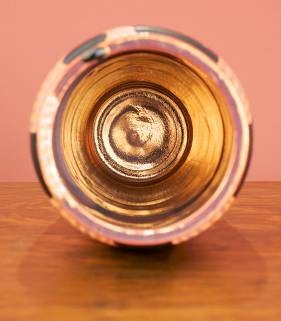 [Iridescent Pottery by Paul J. Katrich (0869)]