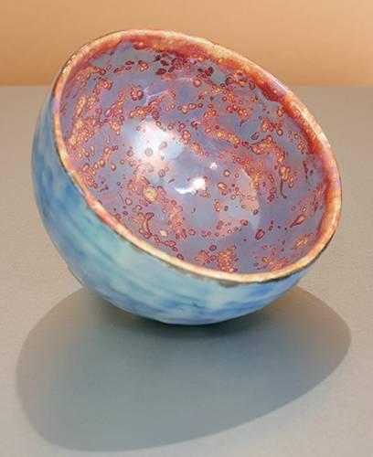 [Iridescent Pottery by Paul J. Katrich (0896)]
