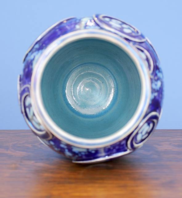 [Iridescent Pottery by Paul J. Katrich (0911)]