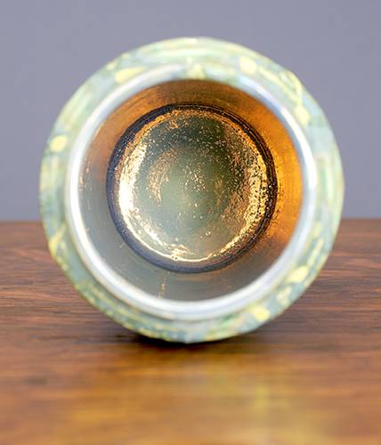 [Iridescent Pottery by Paul J. Katrich (0930)]