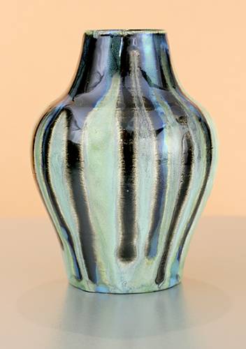 [Iridescent Pottery by Paul J. Katrich (0931)]