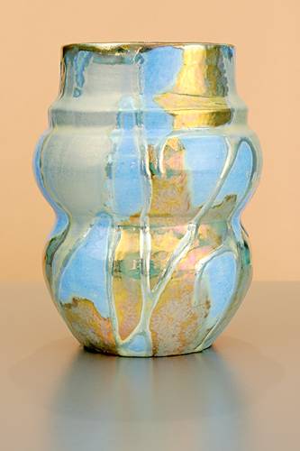 [Iridescent Pottery by Paul J. Katrich (0935)]
