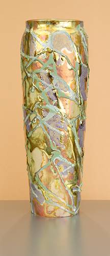 [Iridescent Pottery by Paul J. Katrich (0936)]