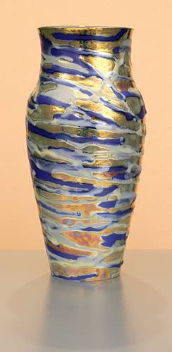 [Iridescent Pottery by Paul J. Katrich (0959)]