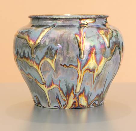 [Iridescent Pottery by Paul J. Katrich (0968)]