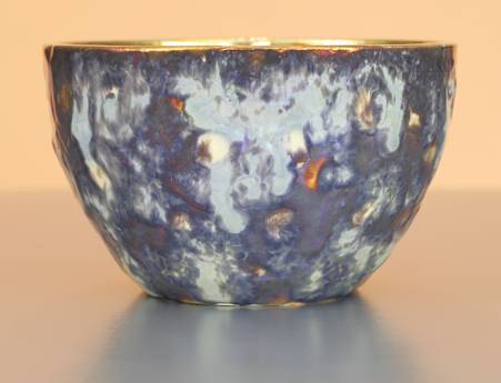 [Iridescent Pottery by Paul J. Katrich (0979)]