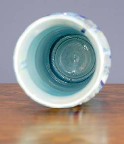[Iridescent Pottery by Paul J. Katrich (0980)]