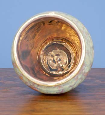 [Iridescent Pottery by Paul J. Katrich (0989)]