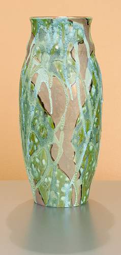 [Iridescent Pottery by Paul J. Katrich (0992)]