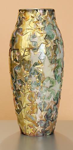 [Iridescent Pottery by Paul J. Katrich (0993)]