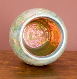 [Iridescent Pottery by Paul J. Katrich (0996)]