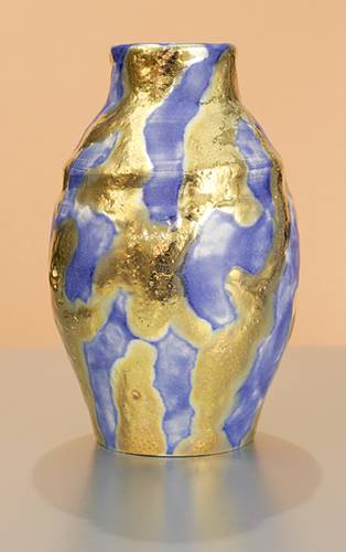 [Iridescent Pottery by Paul J. Katrich (1026)]