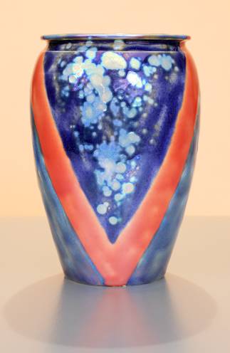 [Iridescent Pottery by Paul J. Katrich (1029)]