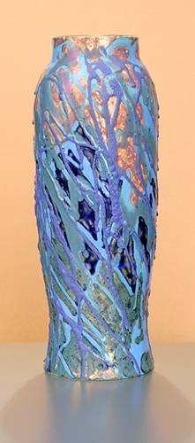 [Iridescent Pottery by Paul J. Katrich (1036)]
