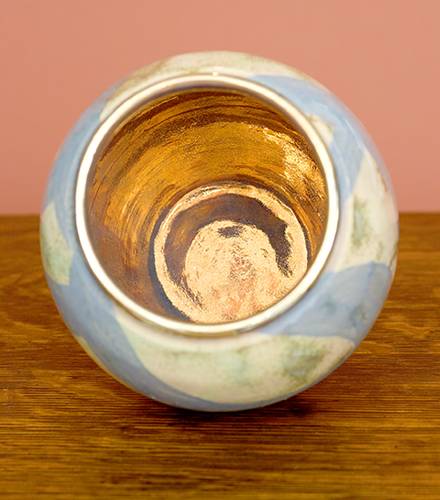 [Iridescent Pottery by Paul J. Katrich (1054)]