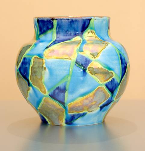 [Iridescent Pottery by Paul J. Katrich (1062)]