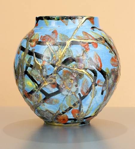 [Iridescent Pottery by Paul J. Katrich (1073)]