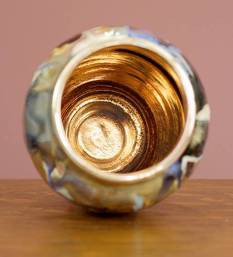 [Iridescent Pottery by Paul J. Katrich (1080)]