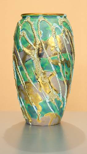 [Iridescent Pottery by Paul J. Katrich (1101)]