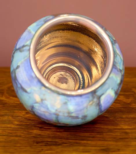 [Iridescent Pottery by Paul J. Katrich (1110)]
