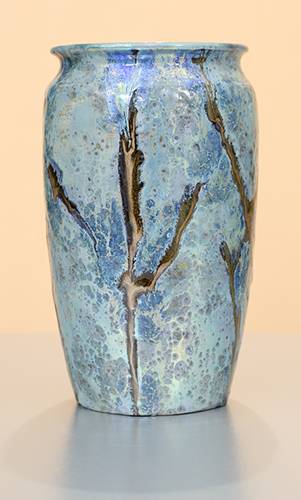 [Iridescent Pottery by Paul J. Katrich (1120)]