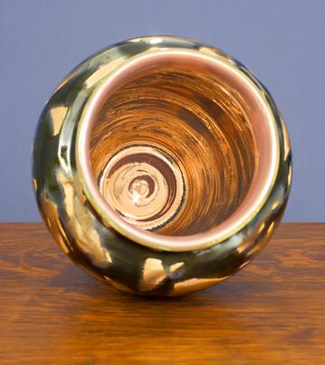 [Iridescent Pottery by Paul J. Katrich (1122)]
