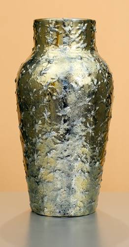 [Iridescent Pottery by Paul J. Katrich (1135)]