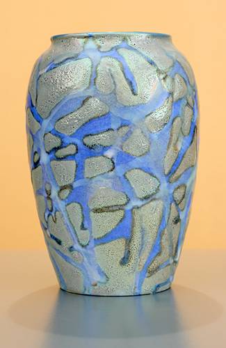 [Iridescent Pottery by Paul J. Katrich (1147)]