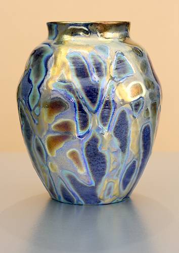 [Iridescent Pottery by Paul J. Katrich (1160)]