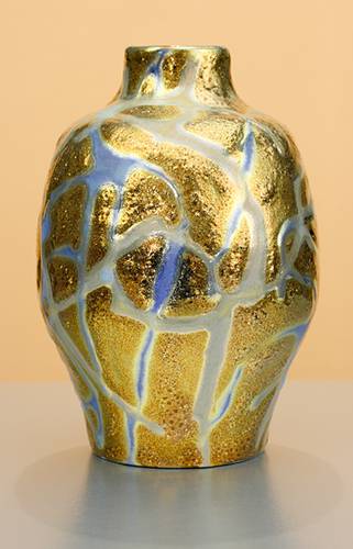 [Iridescent Pottery by Paul J. Katrich (1170)]