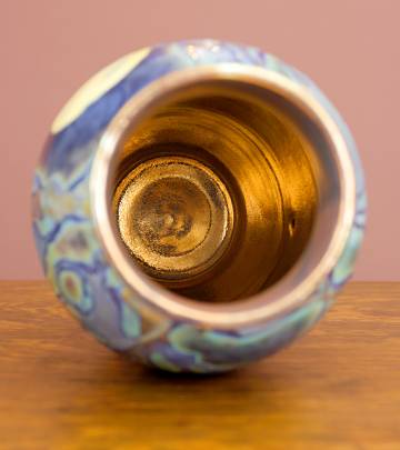 [Iridescent Pottery by Paul J. Katrich (1190)]