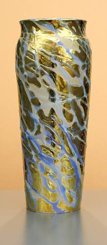 [Iridescent Pottery by Paul J. Katrich (1250)]