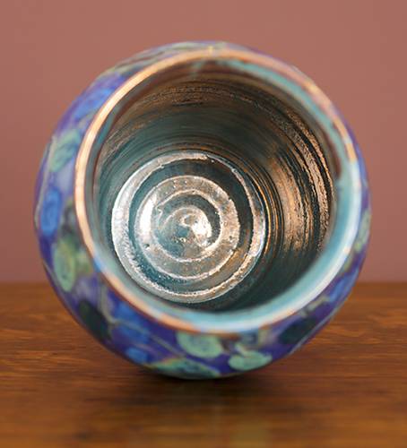 [Iridescent Pottery by Paul J. Katrich (1258)]