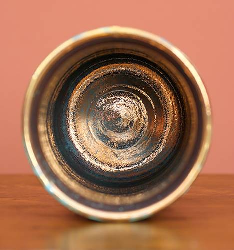 [Iridescent Pottery by Paul J. Katrich (1261)]